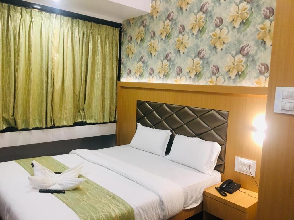 Glitz Hotels The Ar Residency - Nr Thane Railway Station Exterior photo